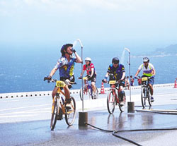 優秀賞<br />日本水道協会会長賞『ＭＴＢレース風景』