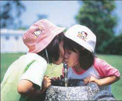 優秀賞<br />日本水道協会会長賞『姉 妹』