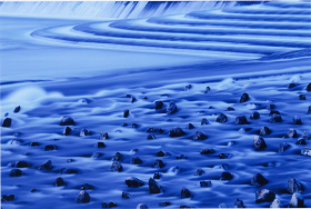 『水の遊び場』