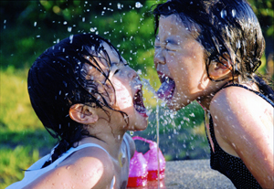 特別賞<br />給水工事技術振興財団理事長賞『はじける水』