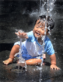 『楽しい水遊び』