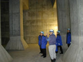 東岡局長が建設現場を視察／東京都水道局