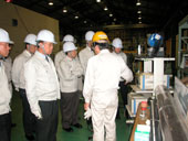 日鐵住金溶接工業で見学／光ファイバー技術協会