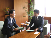 ｢下水道ハブ｣北橋市長が津川政務官に提案／北九州市