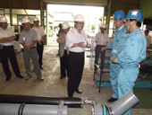 京葉工場でＧＸ形の製造工程視察／武内議員らクボタ訪問