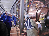 大口径管で耐震管を検討／管路システムの強靭化へ／大阪市の共同溝やクボタ京葉工場でＳ形、ＵＳ形の接合視察／ロサンゼルス市水道電気局